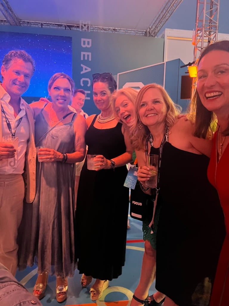 D0E7F58B-6BC3-48E8-8C15-5B4D5C1FB266_1_105_c