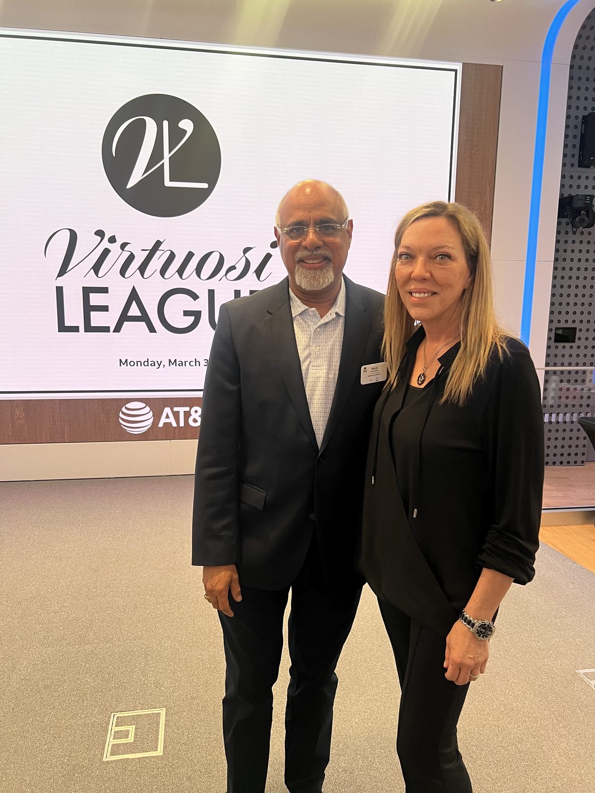 dallas_07_vl_sign_twoshot